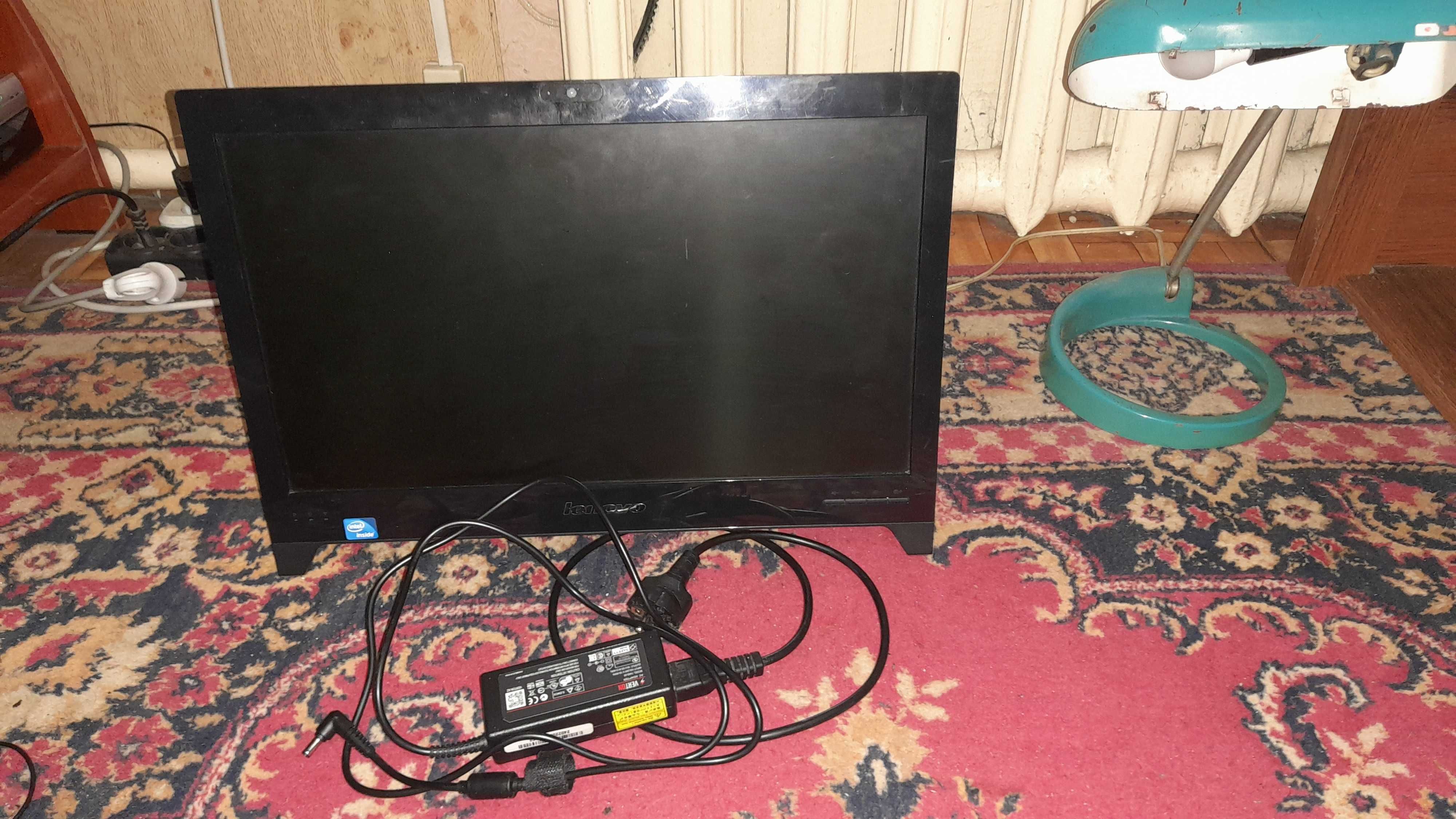 Меняю моноблок Lenovo c240 состояние хорошее все работает