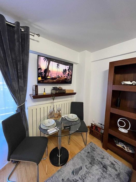 Ideala pentru investitie-garsoniera in Centrul istoric Brasov!