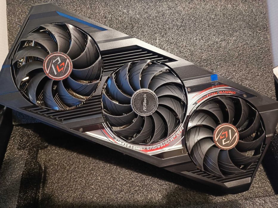 ASRock RX 7900 XT
Phantom Gaming 20GB OC