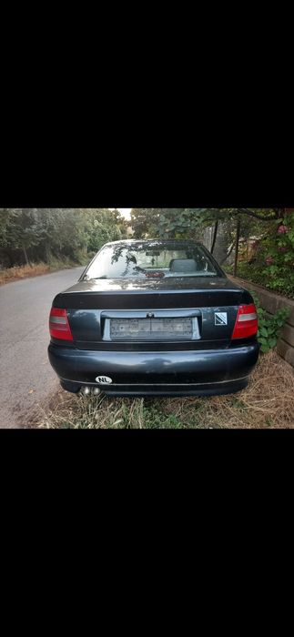 Черен заден капак Ауди А4 Б5 Audi A4 седанB5 preden kapak