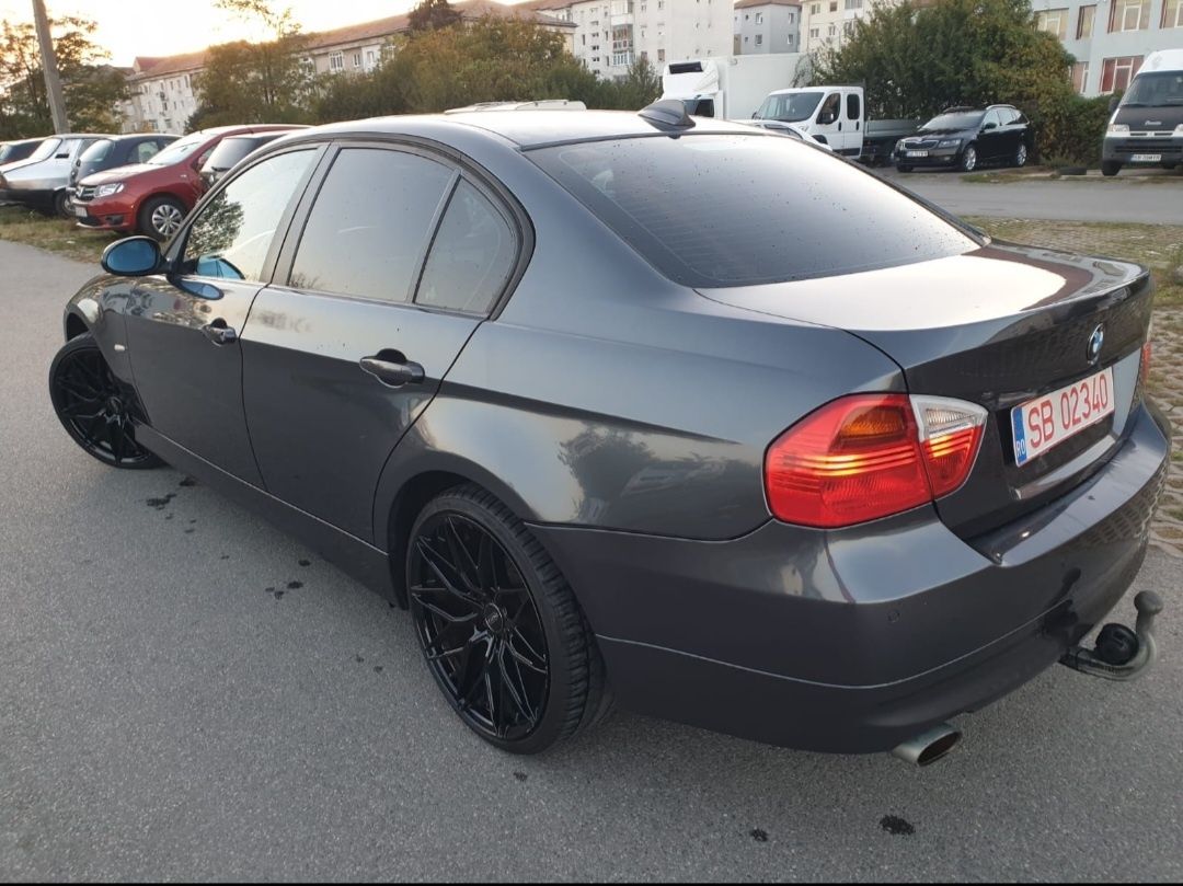 Bmw seria 3 e90 320i