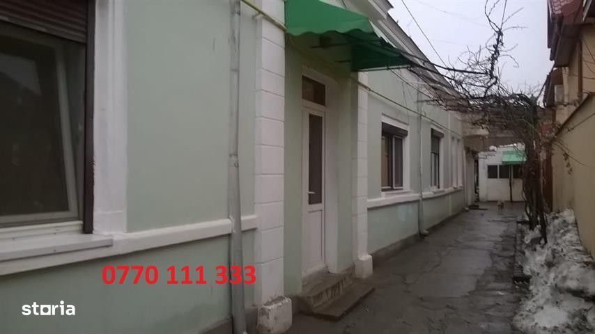 Casa 3 camere zona Centrala