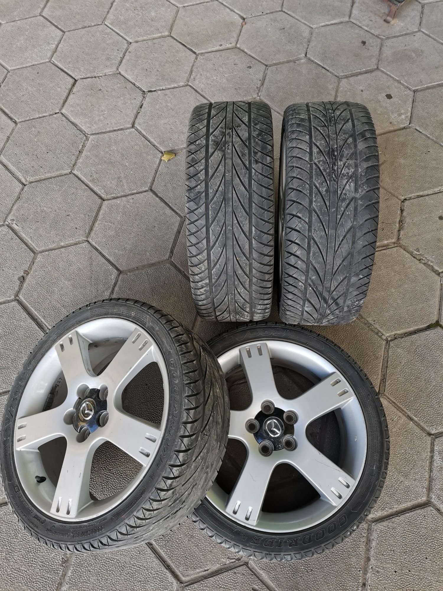 Джанти с гуми 225/40ZR18  Mazda
