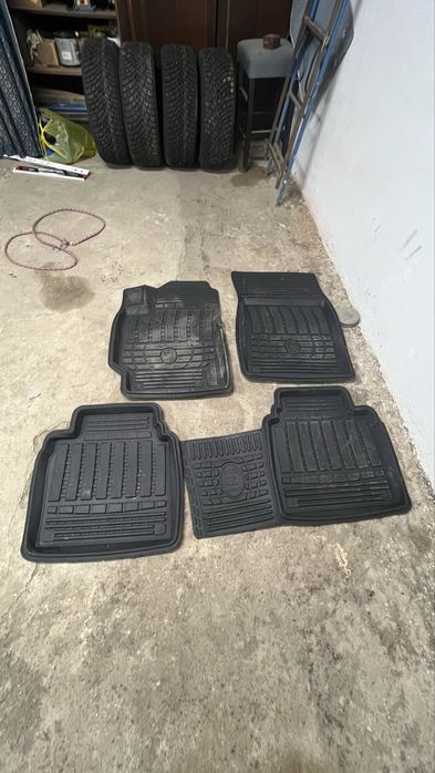 Полики на камри 50-55 американец! Новые!