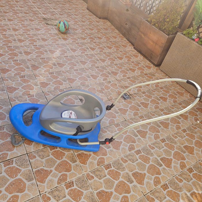 Детска шейна с регулируема дръжка