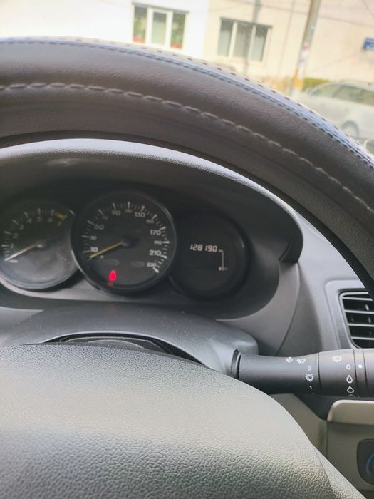 Renault Fluence 1.6 benzina +gpl