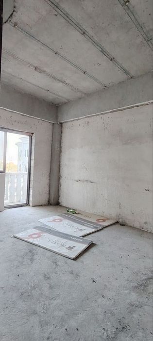 Квартира Сотилади 2 мактаб орентиир