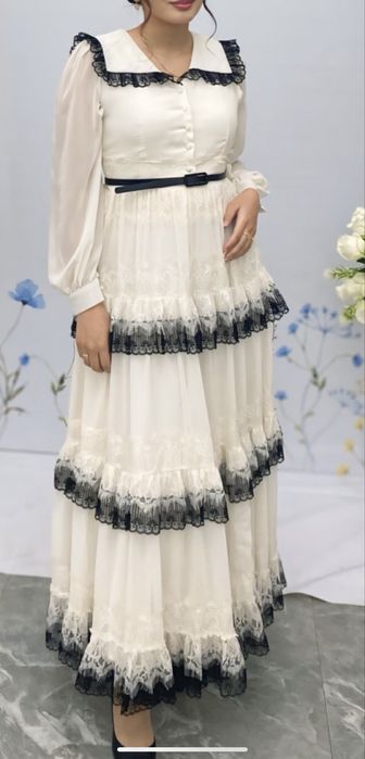 Платье, надето всего один раз. Состояние идеальное, как новое.