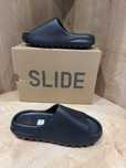 Yeezy Slides "Onyx"