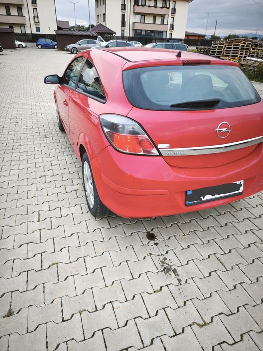 Vând Opel Astra H GTC