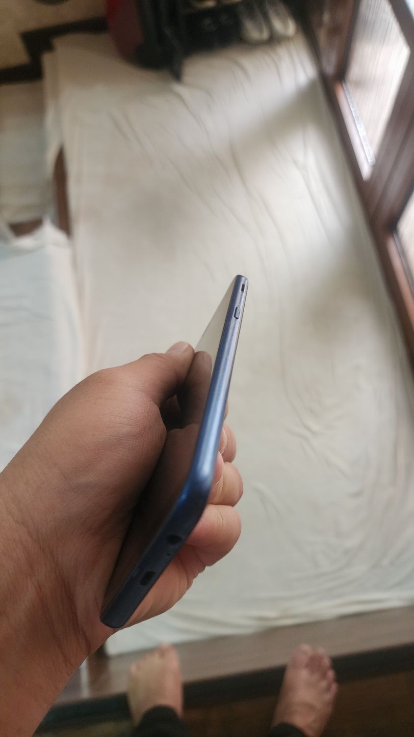 Samsung j 6 karobkali 64gb ideal