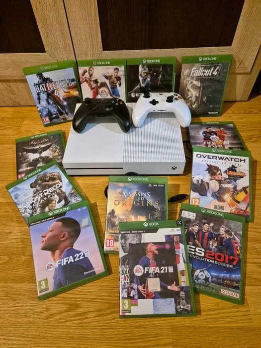 Xbox One S impecabil - 12 jocuri - 2 controllere