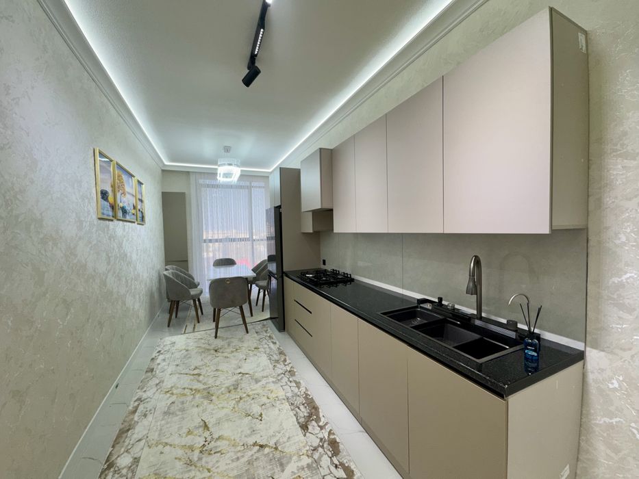 4х комнатная квартира, на 4 этаже. Гагарина.