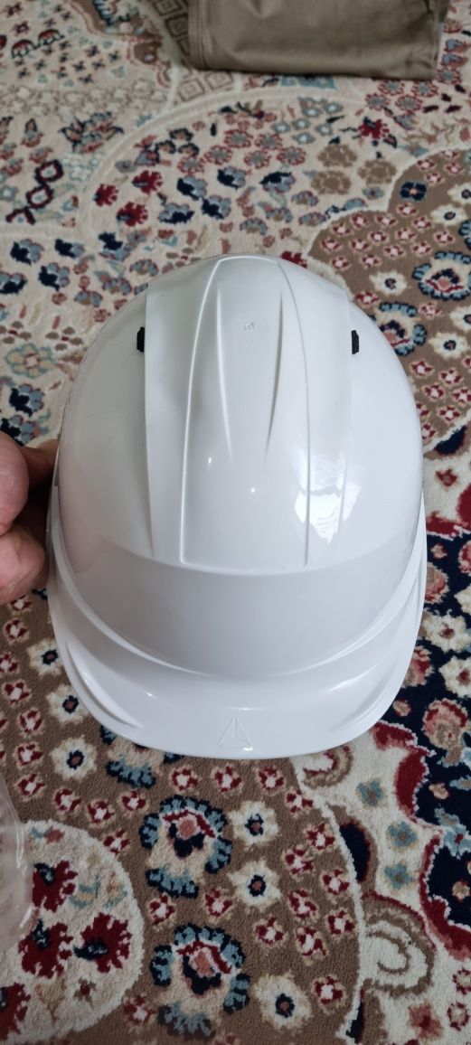 Каска 2 шт Delta plus , GIS