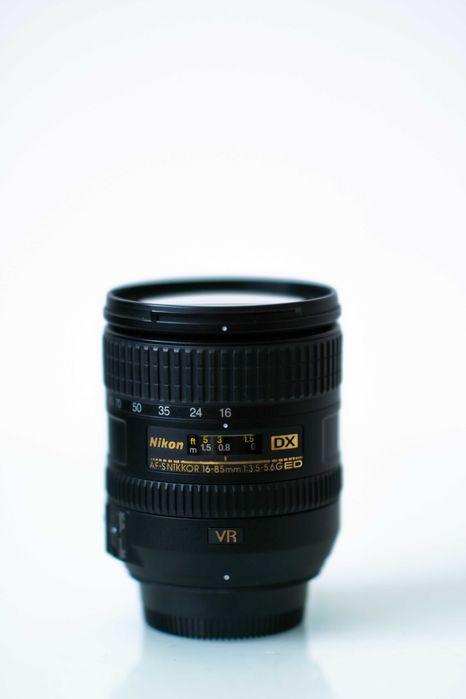 Obiectiv  Nikon 16-85mm ED VR AF-S DX cu stabilizare