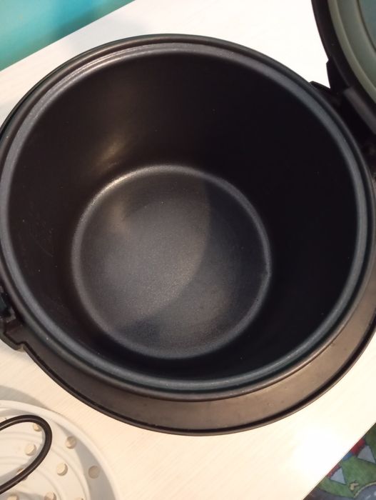 Продам мультиварку polaris