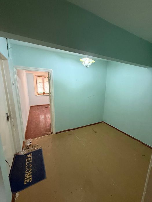 Продается 2 ком. Квартира на 3 этаже площадью 50 кв.м. В Саттепо