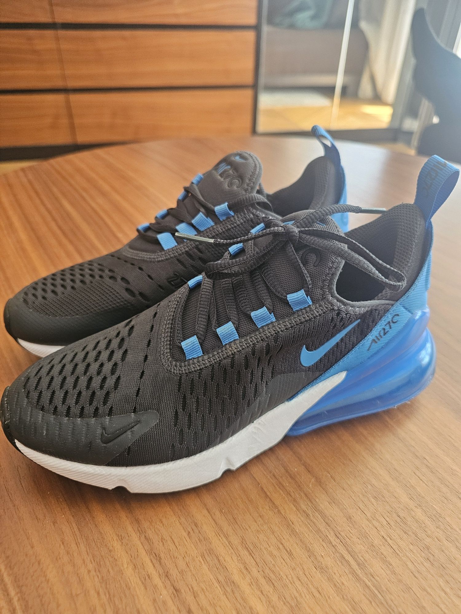 Nike Airmax Limited edition маратонк 37.5и