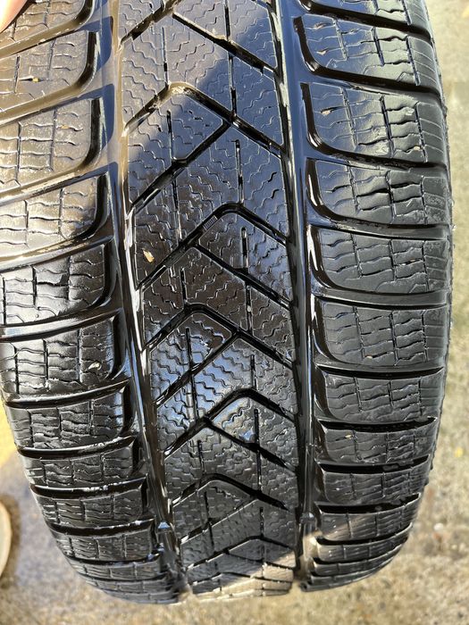 Jante/cauciucuri iarna volvo R18 245/40 R18