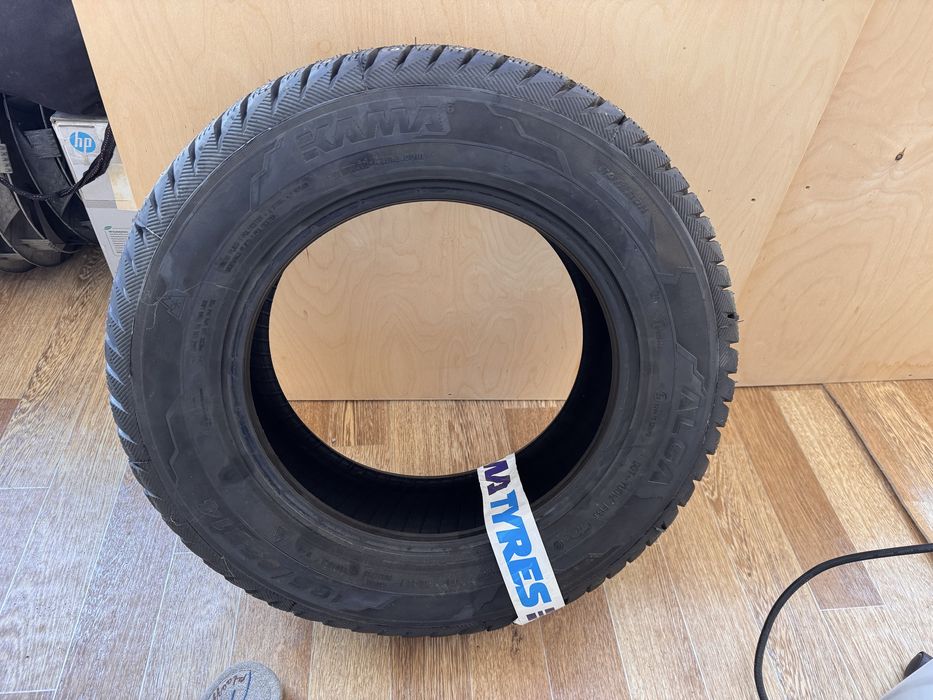 Продам зимную шину