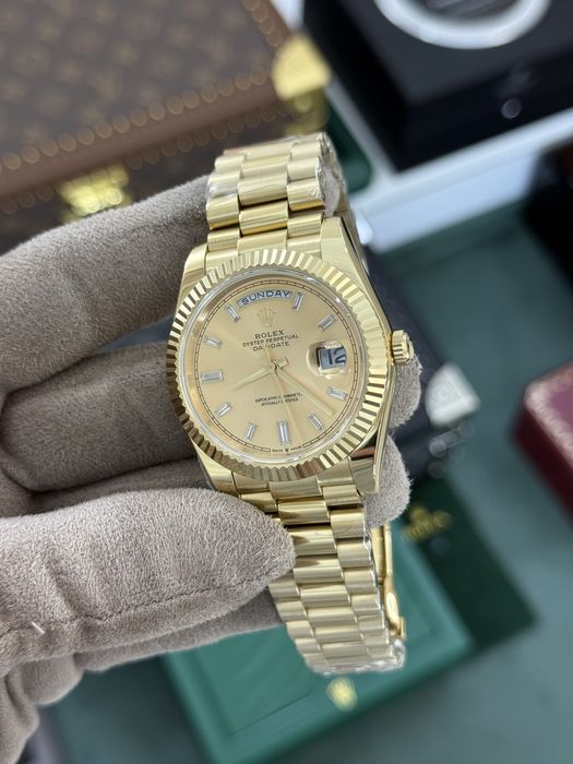 Rolex Day-Date 40 Baguette