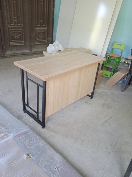 Maktab partalari tayyorlaymiz