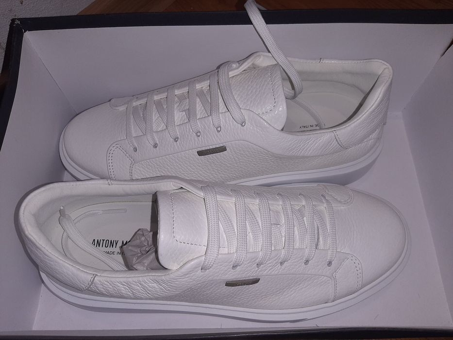 Încălțăminte ( pantofi