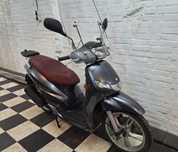 Scuter Peugeot Tweet