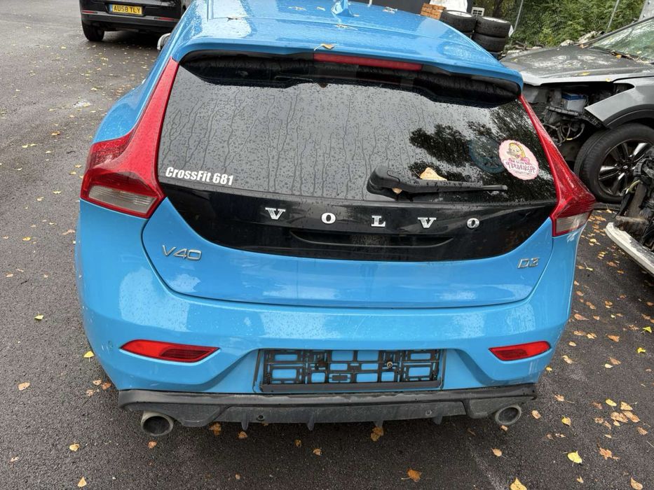 Volvo V40 D3 R-Design НА ЧАСТИ