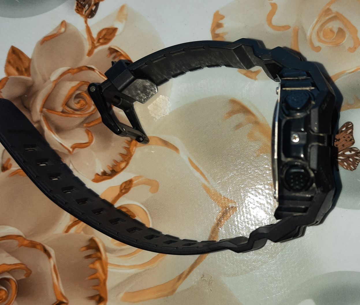 Продам Casio g-shock carbon core guard