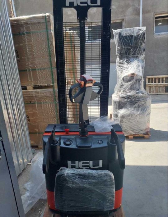 Штебелер/ Подъемник / штабелер / Heli подгрузчий штабелер / мини кара
