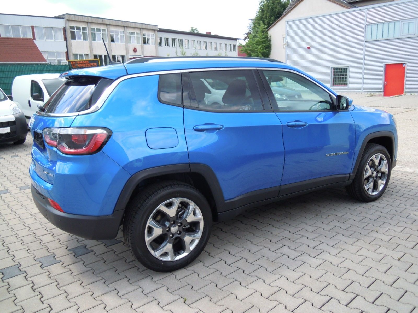 vând jeep compass 2.0 diesel