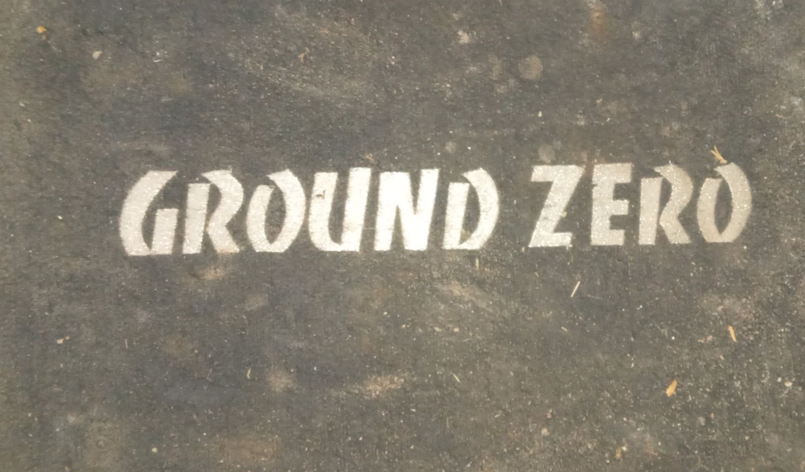 Сабвуфер Ground zero с усилителем