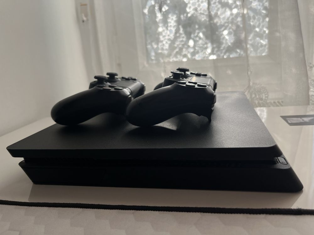 PlayStation4 Slim