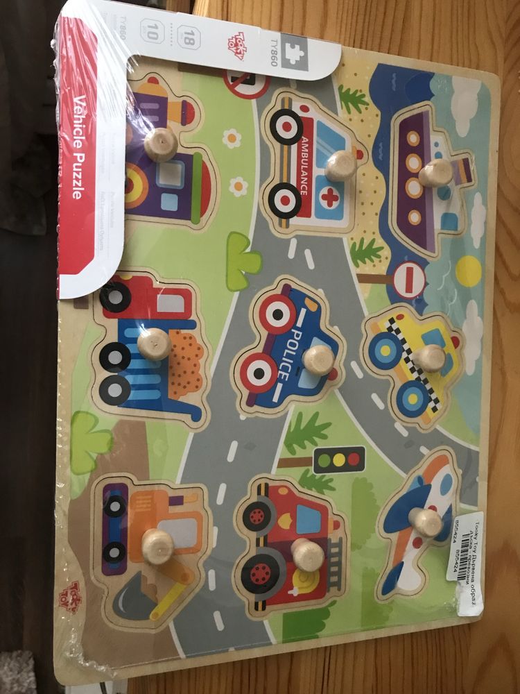 Дървени играчки , пъзели, книжки