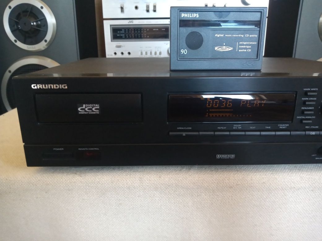 Deck Digital Grundig DCC-305. Dolby B, C. Impecabil.