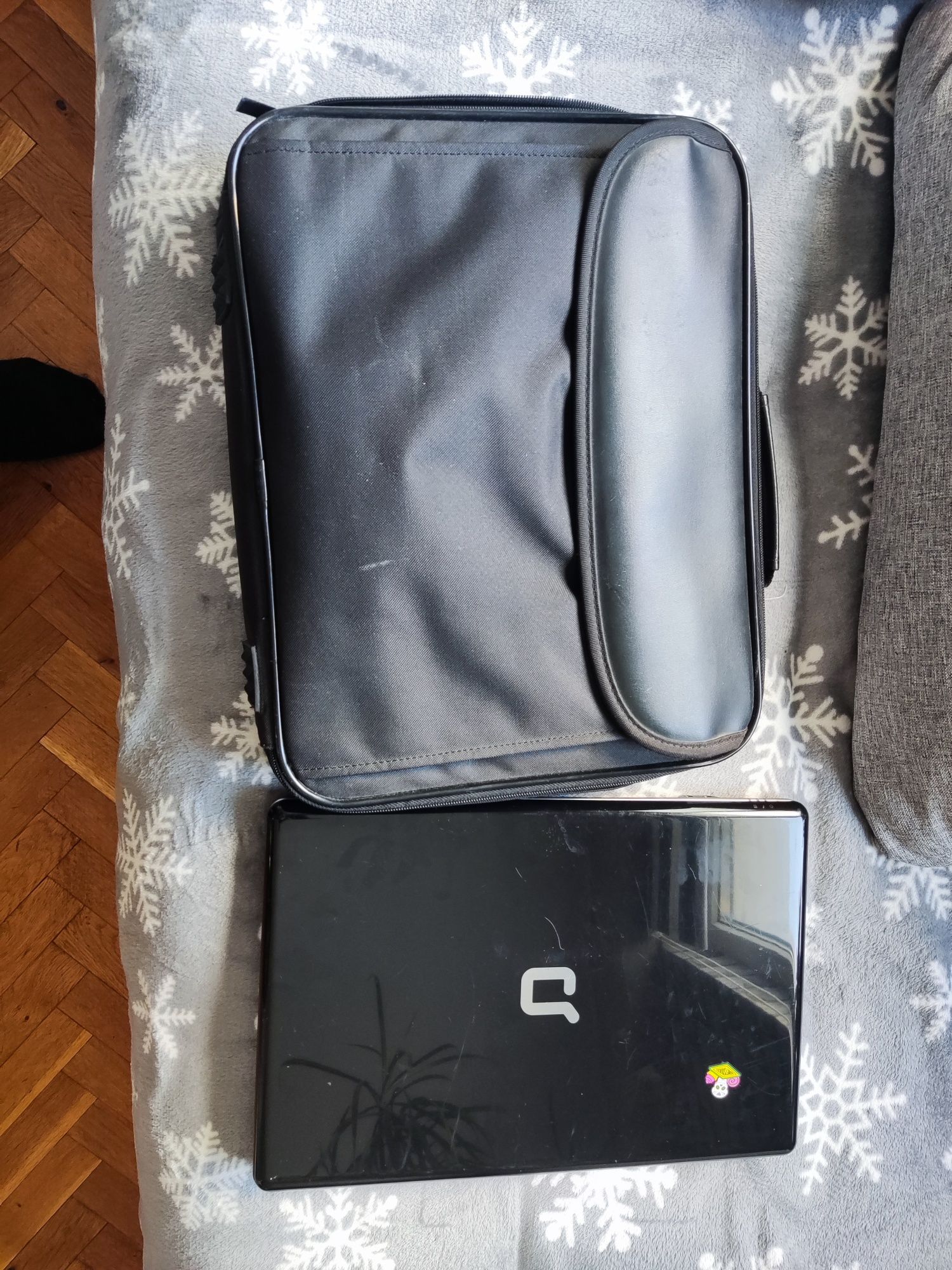 Лаптоп Compaq CQ61