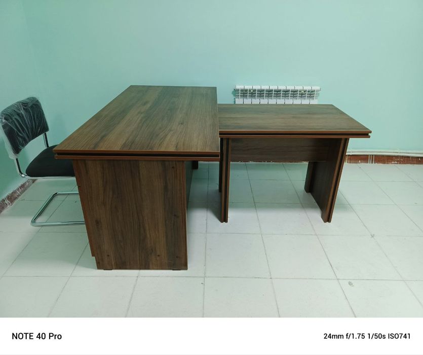 Ofis stoli va shkaf sotiladi