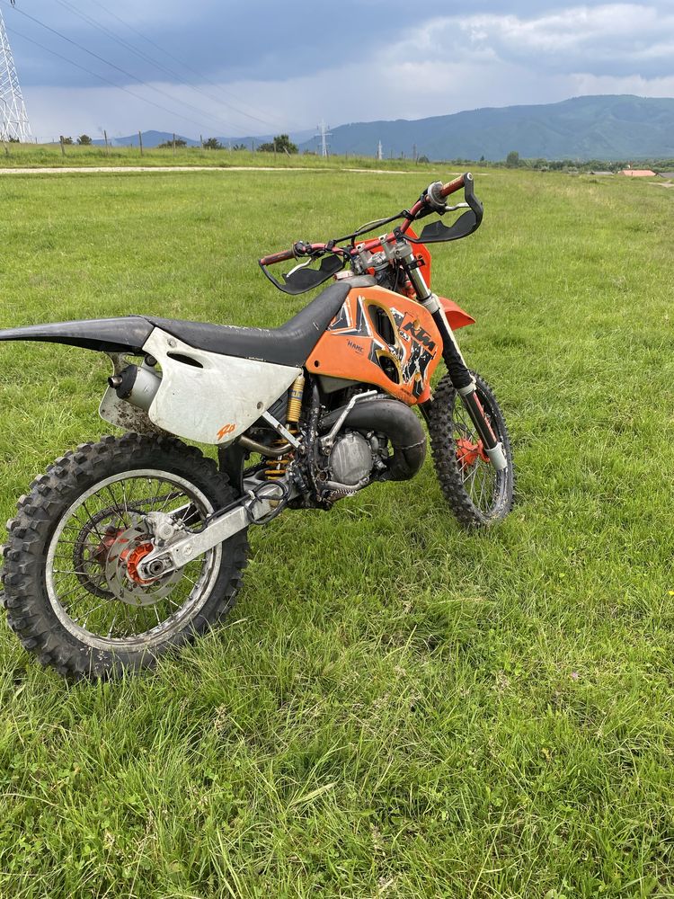 Vând ktm sx250 2t