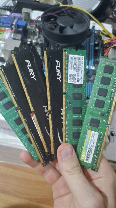 ОЗУ DDR3 4GB 1600mhz