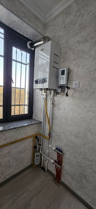 Продаю 1-комнатную квартиру в новостройке, в районе Бадамзара. Я собст