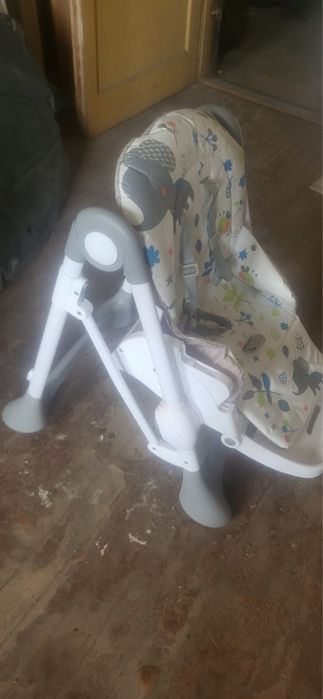 Детско столче за храненен