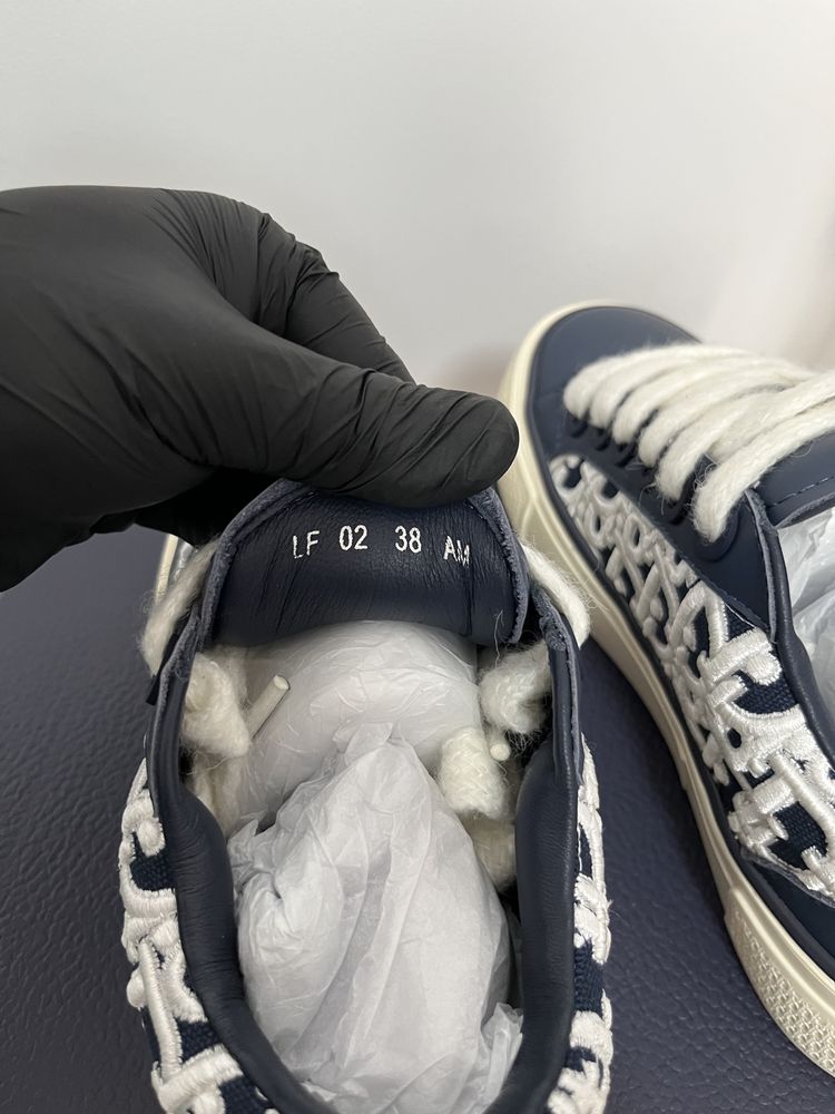 Sneakers/ Adidasi Dior B33
