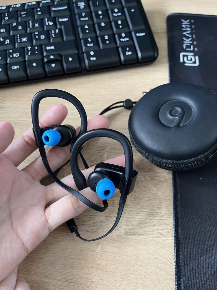 Беспроводные наушники powerbeats 3