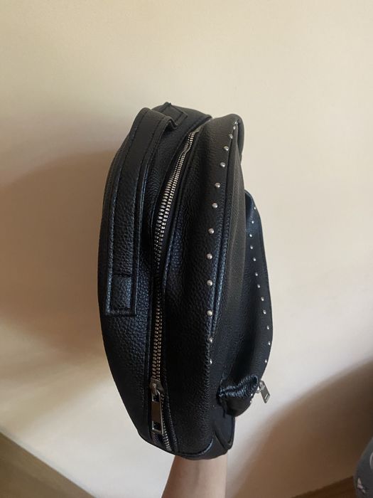 Дамска кожена раница