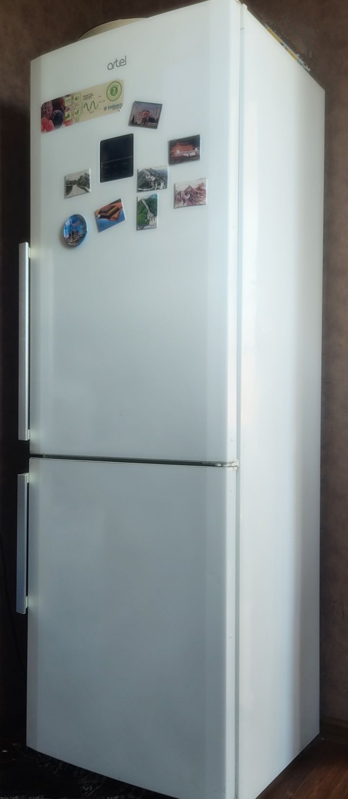 Холодильник ARTEL EMBRACO compressor  б/у цена 200 usd