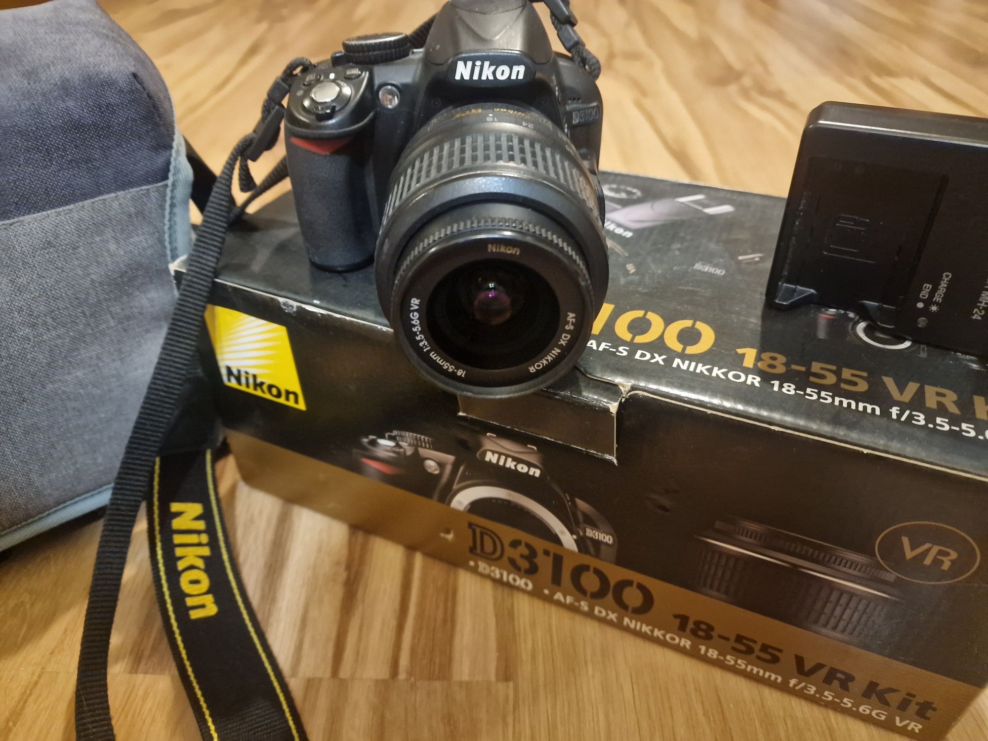 Nikon D3100 18-55mm, като нов