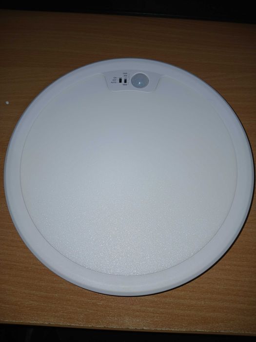 Plafoniera LED Ouila 24W, 2000lm, IP44, 22 cm, lumina rece