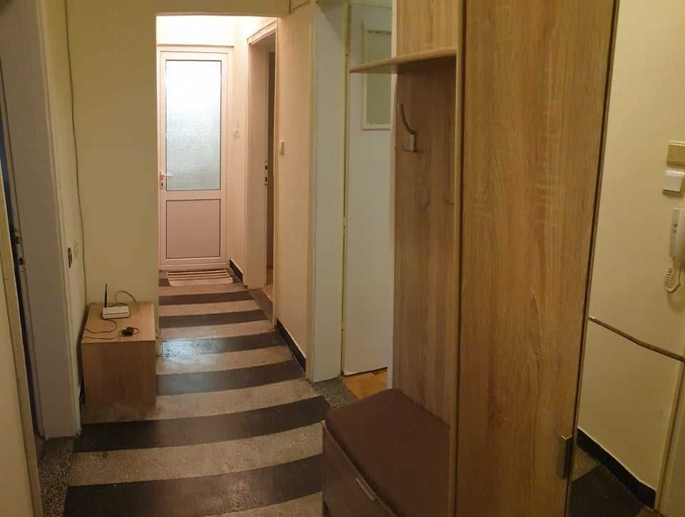 Дава се под наем Тристаен апартамент в Бургас, Възраждане - 90 кв.м за 360 € - Снимка #10
