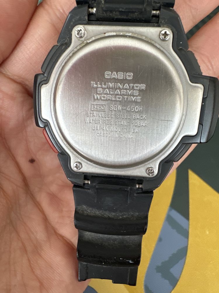 Часовник Casio
